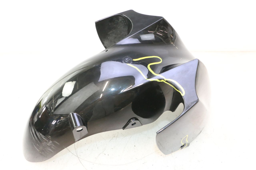 photo de VORDERRADKOTFLüGEL YAMAHA YP MAJESTY 125 (2007 - 2010) - Details der Befestigungspunkte
