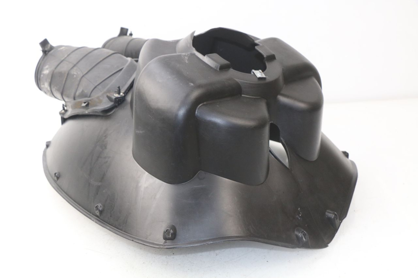 photo de KÃœHLER VERKLEIDUNG APRILIA ATLANTIC 125 (2003 - 2009) - Zoom auf Gebrauchszustand