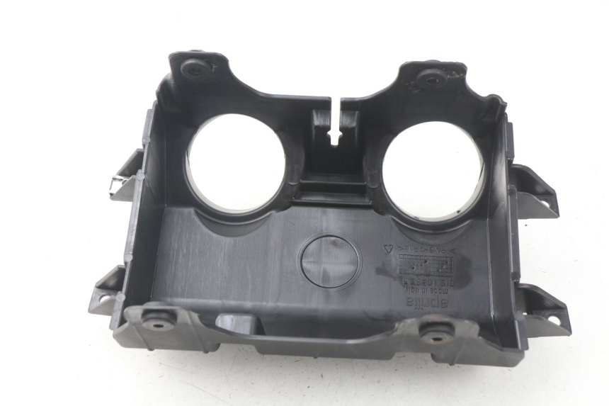 photo de KÃœHLER VERKLEIDUNG APRILIA ATLANTIC 125 (2003 - 2009) - Zoom auf Gebrauchszustand