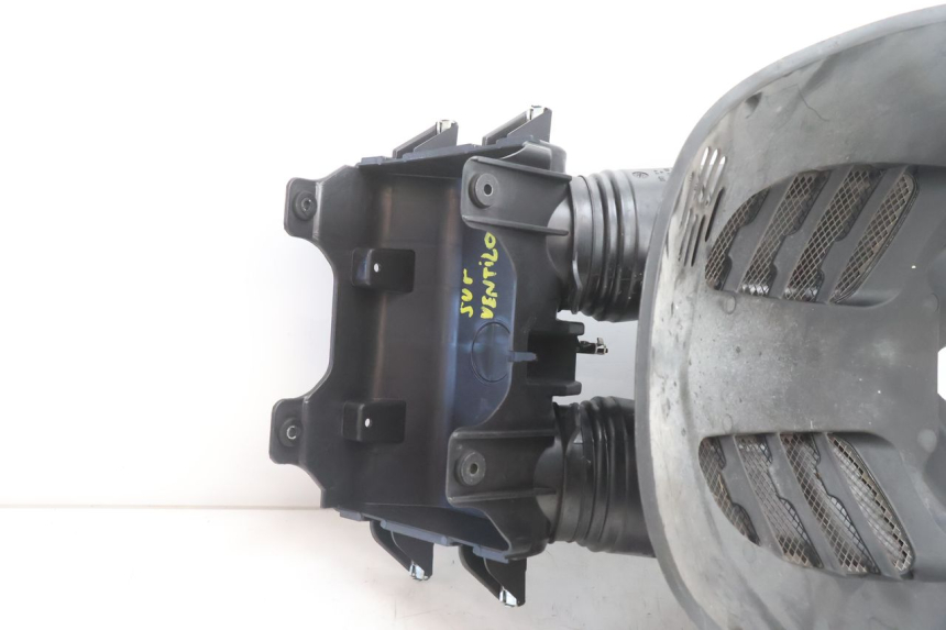 photo de KÃœHLER VERKLEIDUNG APRILIA ATLANTIC S 125 (2010 - 2013) - Alternative Perspektive