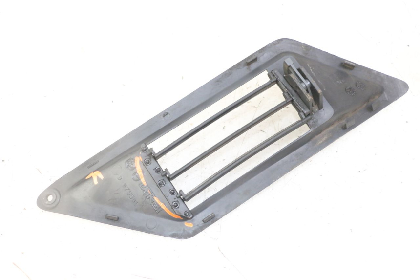 photo de RECHT KUHLER VERKLEIDUNG GILERA NEXUS 125 (2009 - 2013) - Detailansicht des Bauteils