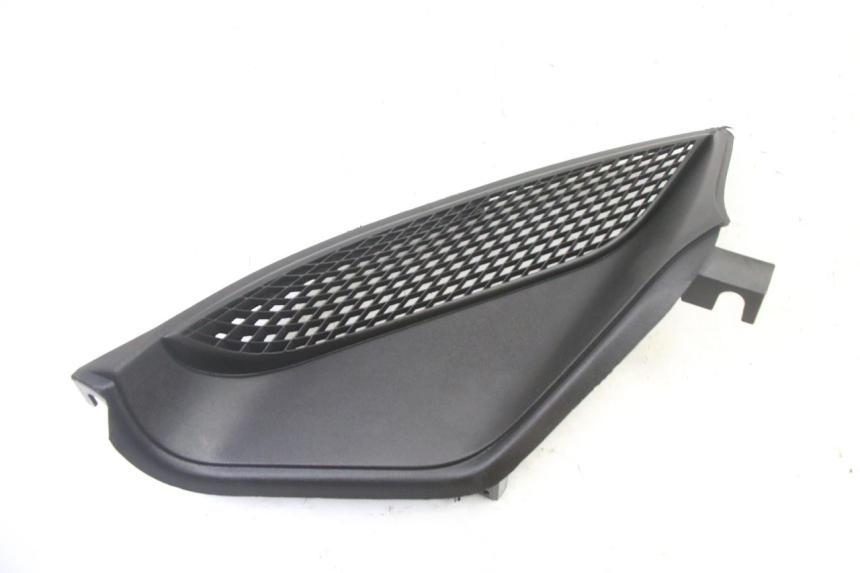 photo de RECHT KUHLER VERKLEIDUNG PIAGGIO NRG POWER PUREJET 50 (2018 - 2021) - Hauptansicht