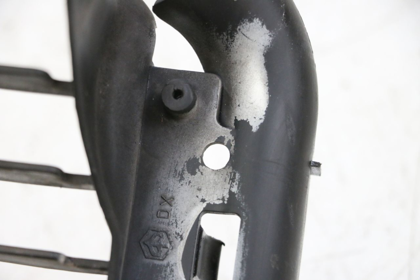 photo de RECHT KUHLER VERKLEIDUNG PIAGGIO VESPA GTS SUPER IE 125 (2009 - 2016) - Zoom auf Gebrauchszustand