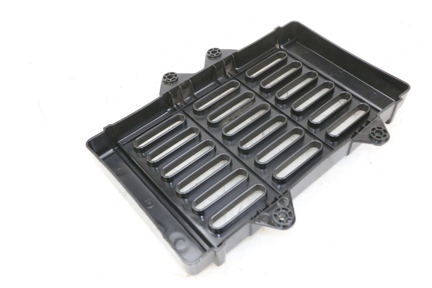 photo de KÃœHLER VERKLEIDUNG EBROH BRAVO GLE 1 (2020 - 2024) - Zoom auf Gebrauchszustand