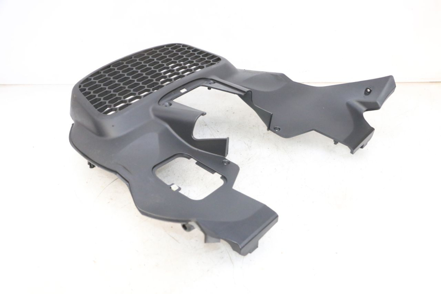 photo de KÃœHLER VERKLEIDUNG PIAGGIO MP3 HPE 300 (2019 - 2026) - Oberflächenzustand und Material