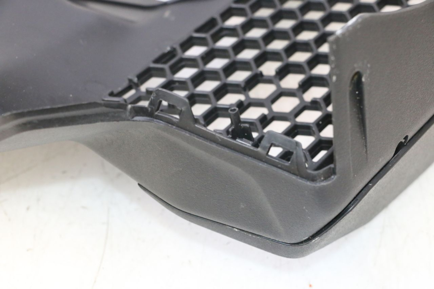 photo de KÃœHLER VERKLEIDUNG PIAGGIO MP3 HPE 530 (2022 - 2026) - Alternative Perspektive