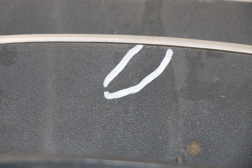 photo de KÜHLERGRILL PIAGGIO MP3 125 (2006 - 2014) - Technische Nahaufnahme