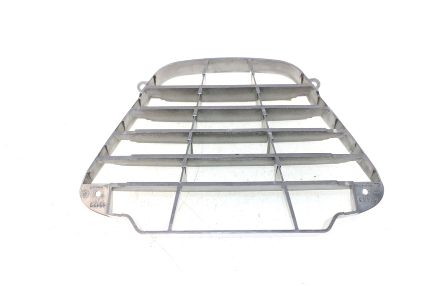 photo de KÜHLERGRILL PIAGGIO MP3 125 (2006 - 2014) - Alternative Perspektive