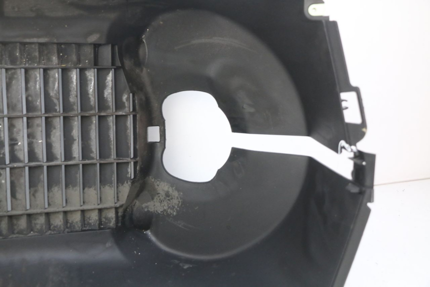 photo de KÜHLERGRILL PEUGEOT SATELIS COMPRESSOR K15 125 (2006 - 2009) - Geprüftes Gebrauchtteil