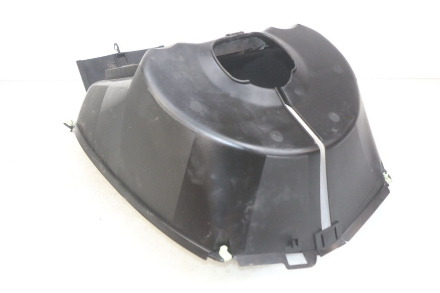 photo de KÜHLERGRILL PEUGEOT SATELIS 125 (2010 - 2012) - Detailansicht des Bauteils