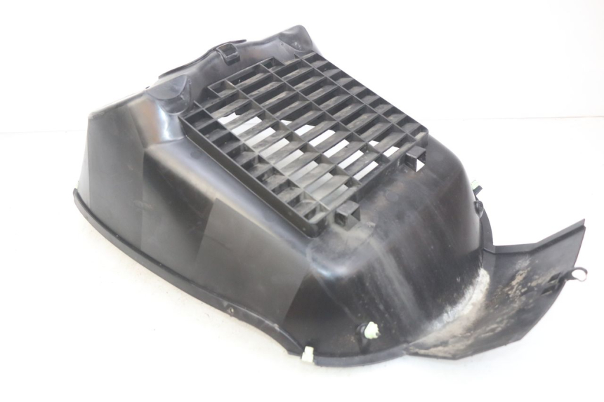 photo de KÜHLERGRILL PEUGEOT SATELIS 125 (2010 - 2012) - Alternative Perspektive