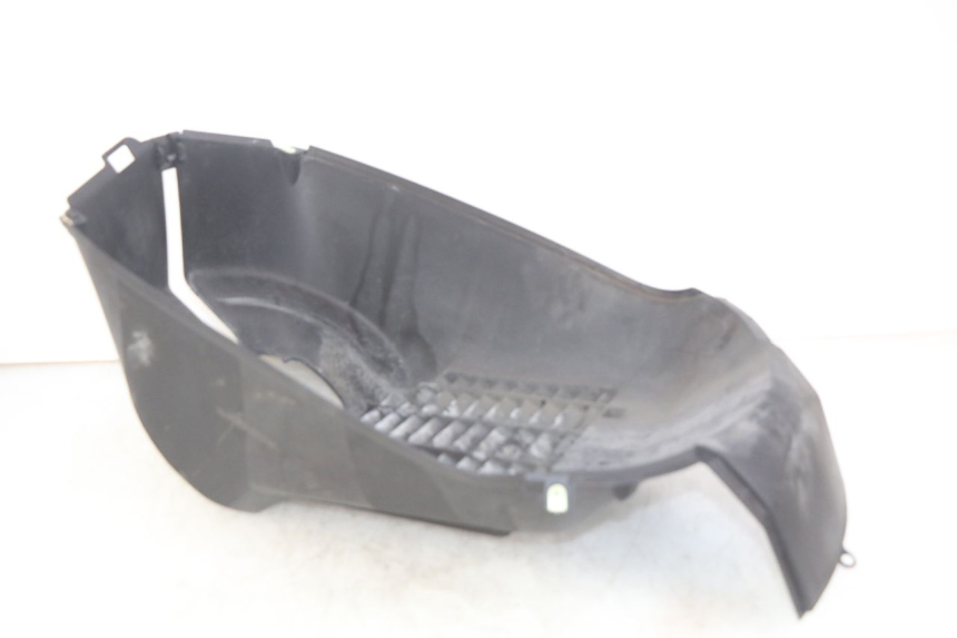 photo de KÜHLERGRILL PEUGEOT SATELIS 125 (2006 - 2009) - Alternative Perspektive