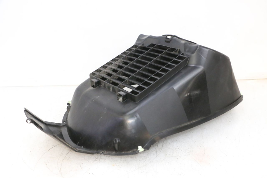 photo de KÃœHLER VERKLEIDUNG PEUGEOT SATELIS 125 (2013 - 2018) - Alternative Perspektive