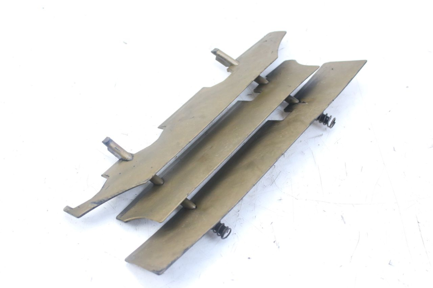 photo de KÜHLERGRILL SUZUKI SMX SUPERMOTARD 50 (1996 - 2001) - Detailansicht des Bauteils