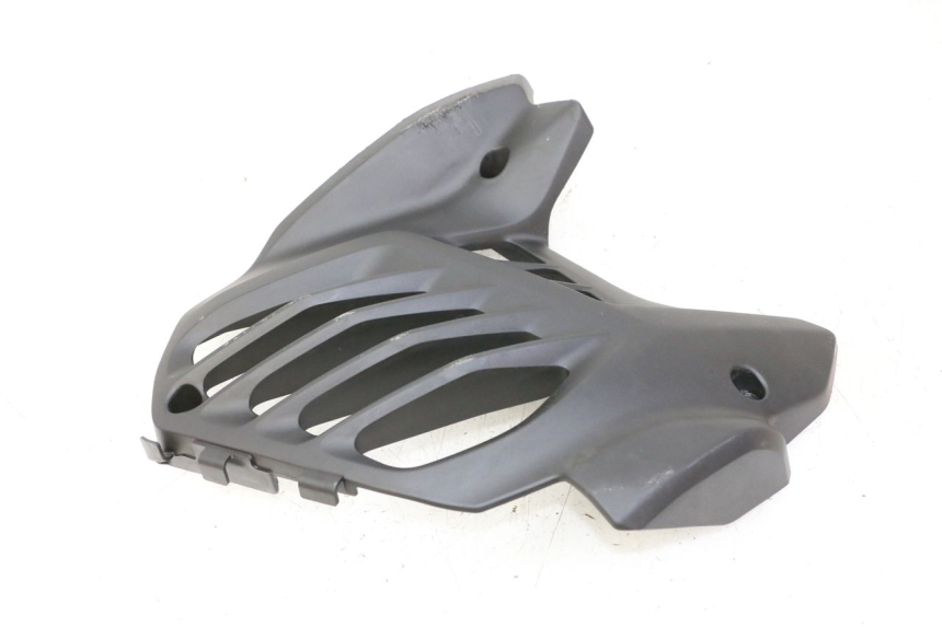 photo de KÃœHLER VERKLEIDUNG YAMAHA XMAX X-MAX 125 (2021 - 2025) - Technische Nahaufnahme