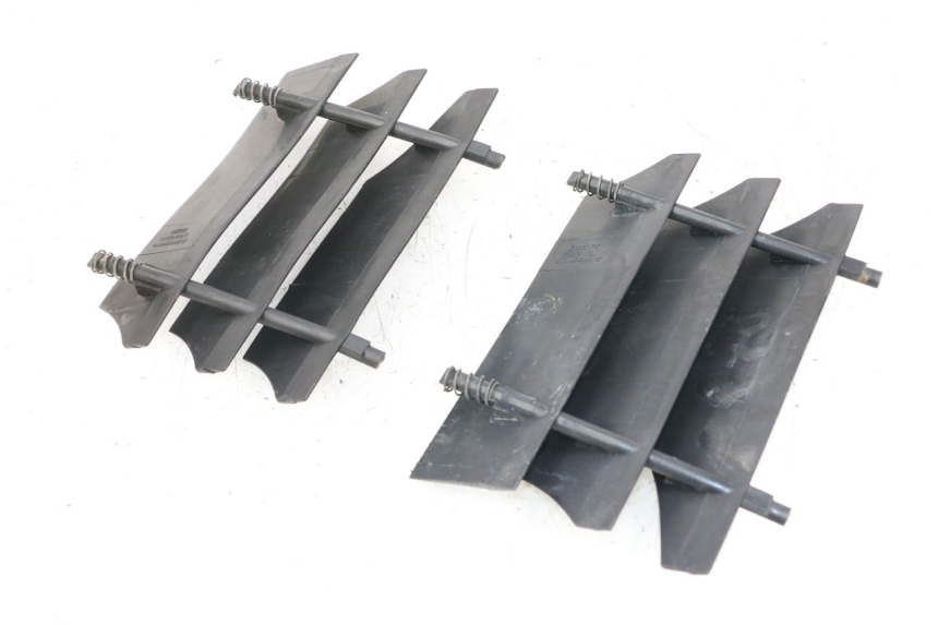 photo de Kühlergrill HYOSUNG XRX 125 (2000 - 2008) - Detailansicht des Bauteils