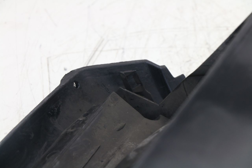 photo de KÃœHLER VERKLEIDUNG YAMAHA YP MAJESTY ABS 400 (2007 - 2009) - Detailansicht des Bauteils