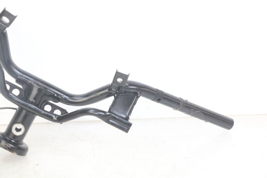 photo de LENKER KYMCO AGILITY 16+ 4T 50 (2018 - 2023) - Details der Befestigungspunkte