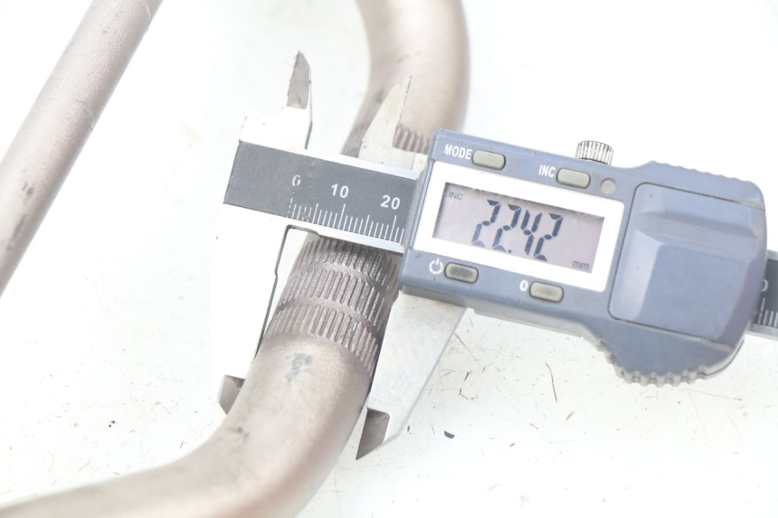 photo de LENKER MBK BOOSTER SPIRIT NAKED 50 (2004 - 2017) - Zoom auf Gebrauchszustand