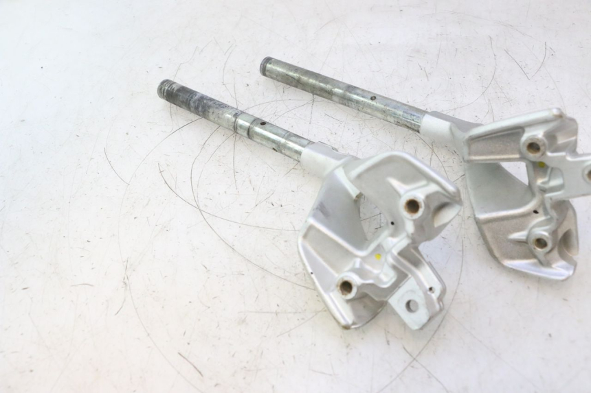 photo de LENKER GILERA GP 800 (2007 - 2013) - Details der Befestigungspunkte