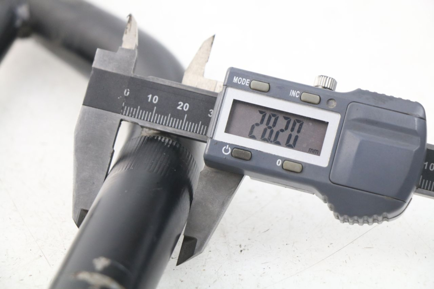 photo de LENKER APOLLO RFZ 150 - Detailansicht des Bauteils