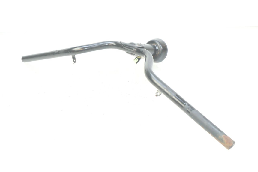 photo de LENKER PEUGEOT SATELIS 125 (2010 - 2012) - Details der Befestigungspunkte