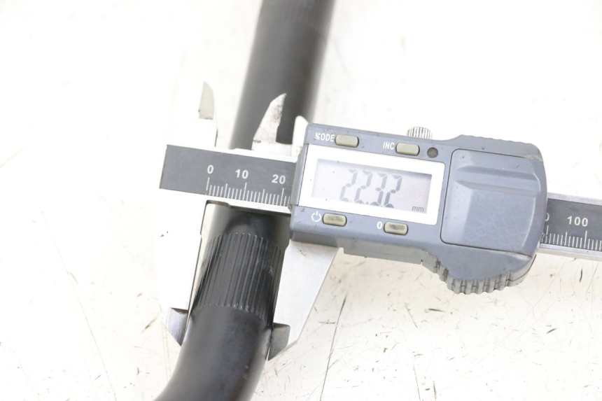 photo de LENKER ROYAL ENFIELD SCRAM 411 (2022 - 2024) - Detailansicht des Bauteils