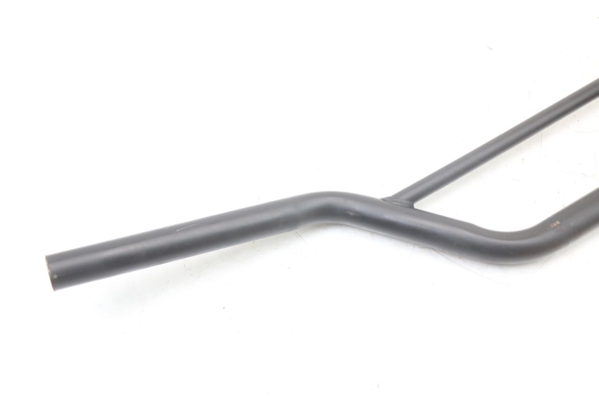 photo de LENKER NITRO MOTORS THUNDER 125 - Details der Befestigungspunkte