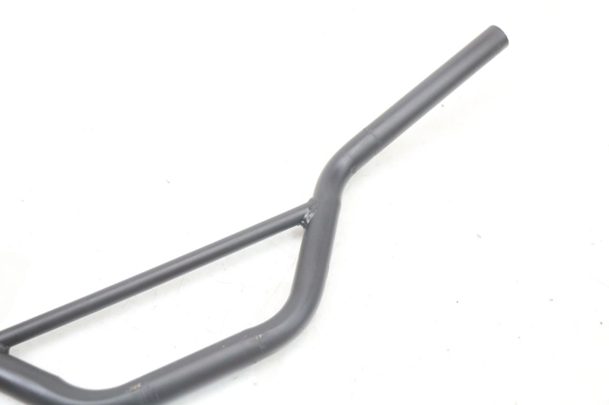 photo de LENKER NITRO MOTORS THUNDER 125 - Oberflächenzustand und Material