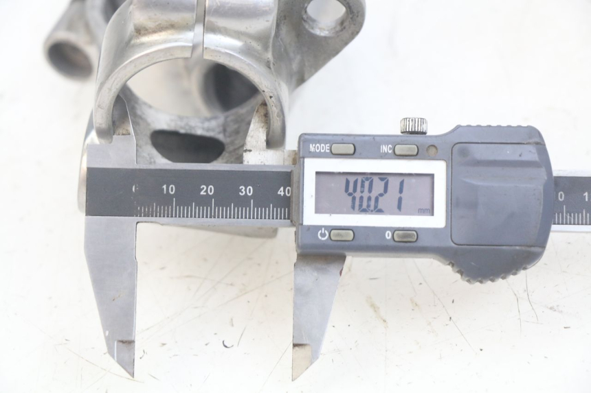 photo de LENKER KAWASAKI ZX-6R ZX6R 600 (1995 - 1997) - Zoom auf Gebrauchszustand