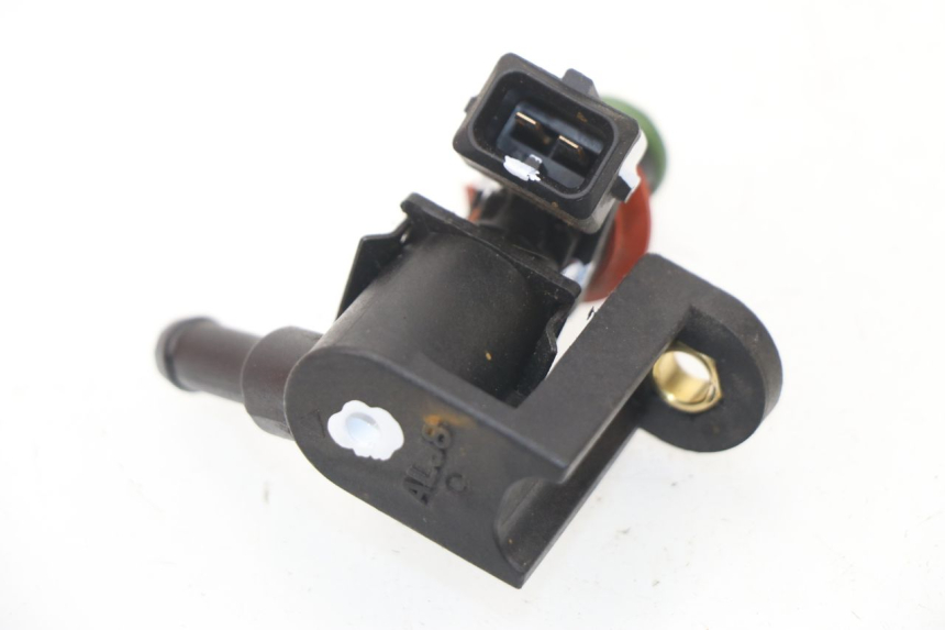 photo de EINSPRITZVENTILE KYMCO AGILITY CITY 16P 125 (2015 - 2021) - Details der Befestigungspunkte