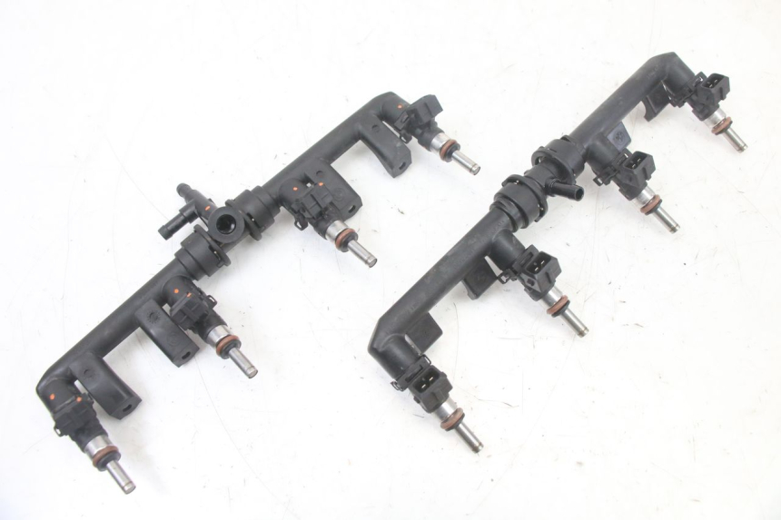 photo de EINSPRITZVENTILE BMW S RR ABS S1000RR 1000 (2015 - 2018) - Detailansicht des Bauteils