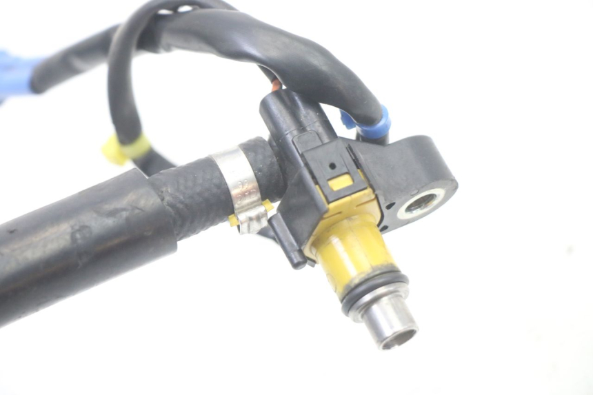 photo de EINSPRITZDüSE YAMAHA BW'S BWS 125 (2010 - 2013) - Technische Nahaufnahme