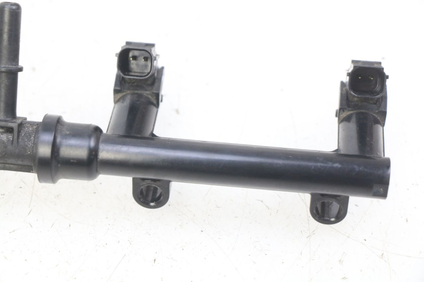 photo de EINSPRITZDüSE HONDA CB R 1000 (2018 - 2023) - Weitere Ansicht des Artikels