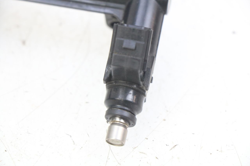 photo de EINSPRITZDüSE HONDA CB R 1000 (2018 - 2023) - Detaillierte Sichtprüfung