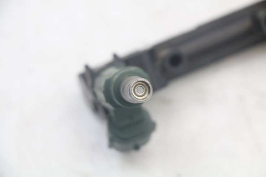 photo de EINSPRITZVENTILE KAWASAKI ER-6 ER6 N 650 (2012 - 2016) - Geprüftes Gebrauchtteil