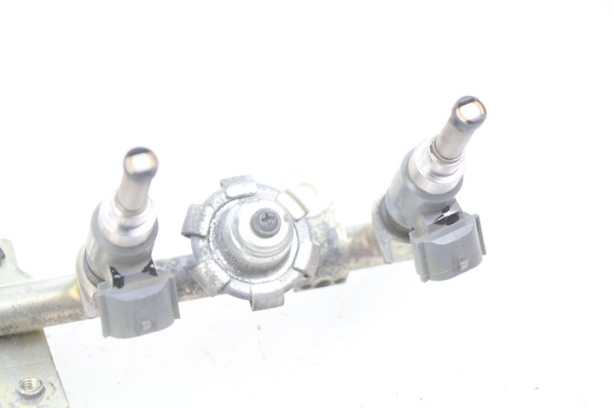 photo de EINSPRITZDüSE YAMAHA FJR ABS 1300 (2016 - 2020) - Zoom auf Gebrauchszustand