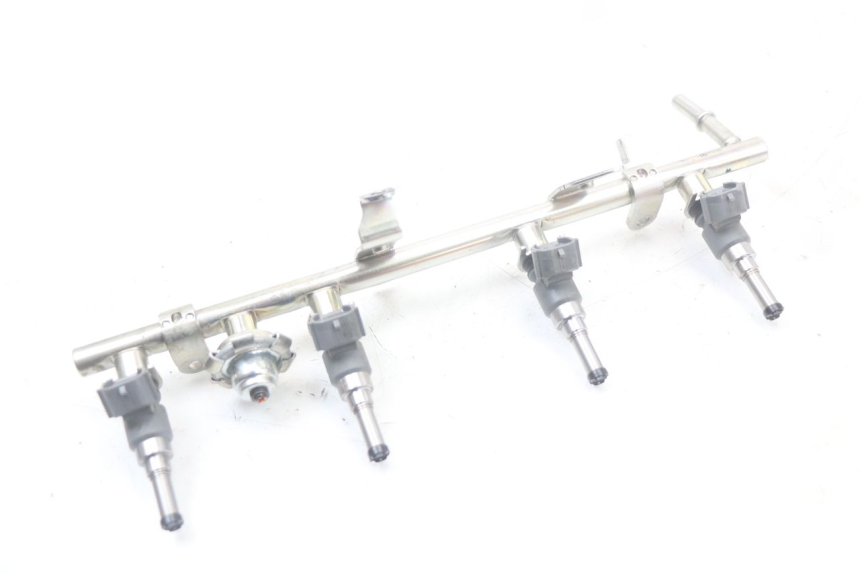 photo de EINSPRITZVENTILE YAMAHA FJR ABS 1300 (2006 - 2012) - Technische Nahaufnahme