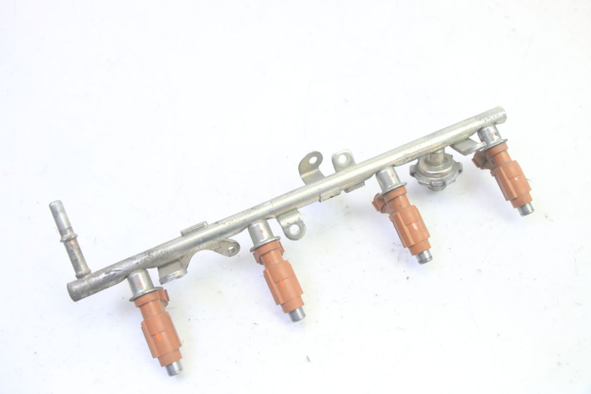 photo de EINSPRITZVENTILE YAMAHA FJR ABS 1300 (2006 - 2012) - Technische Nahaufnahme