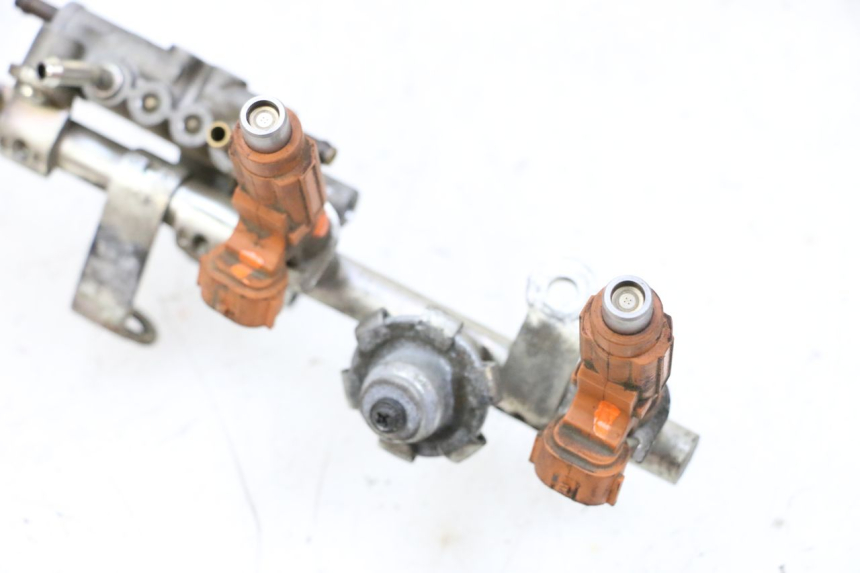 photo de EINSPRITZVENTILE YAMAHA FJR ABS 1300 (2006 - 2012) - Zoom auf Gebrauchszustand