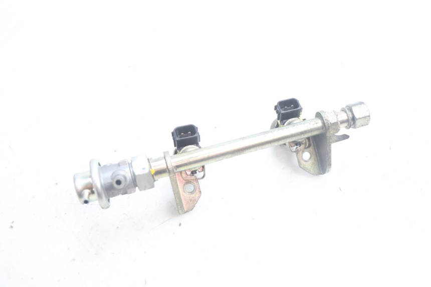 photo de EINSPRITZVENTILE HONDA FJS SILVER WING SILVERWING 400 (2005 - 2008) - Details der Befestigungspunkte