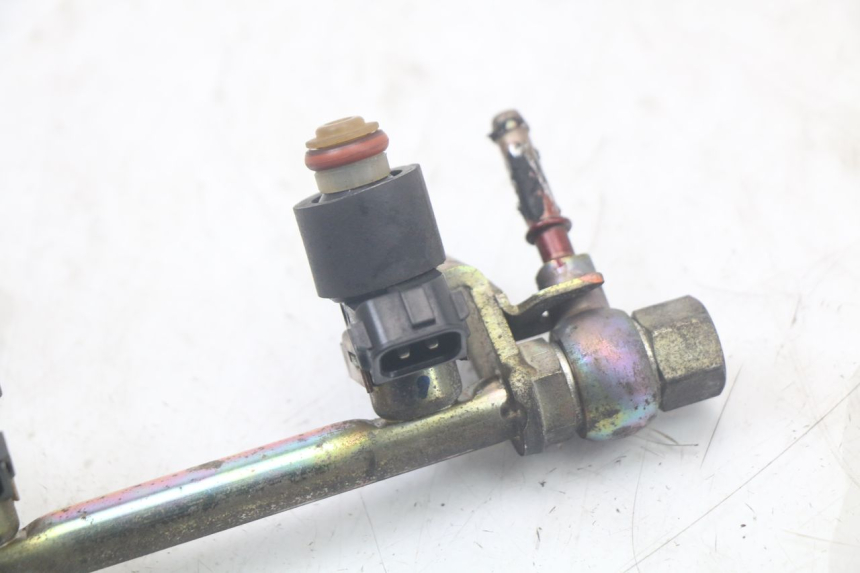 photo de EINSPRITZVENTILE HONDA FJS SILVERWING SILVER WING 600 (2001 - 2010) - Geprüftes Gebrauchtteil