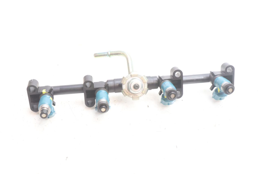 photo de EINSPRITZVENTILE YAMAHA FZ8 800 (2010 - 2016) - Alternative Perspektive