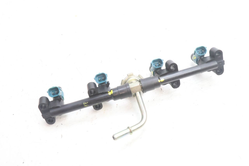 photo de EINSPRITZVENTILE YAMAHA FZ8 800 (2010 - 2016) - Details der Befestigungspunkte