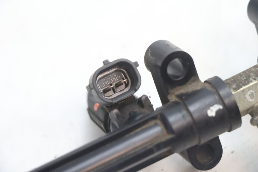 photo de EINSPRITZVENTILE SUZUKI GSR 600 (2005 - 2012) - Alternative Perspektive