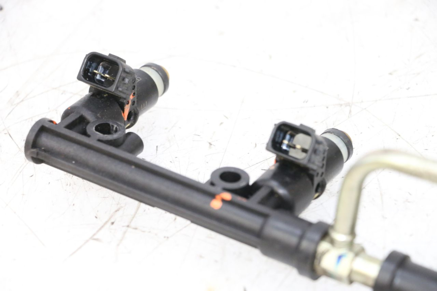 photo de EINSPRITZVENTILE SUZUKI GSXR GSX-R 1000 (2003 - 2004) - Zoom auf Komponenten