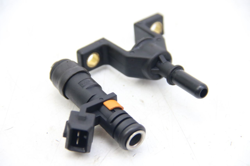 photo de INJEKTOR PEUGEOT KISBEE 2T 50 (2018 - 2022) - Alternative Perspektive