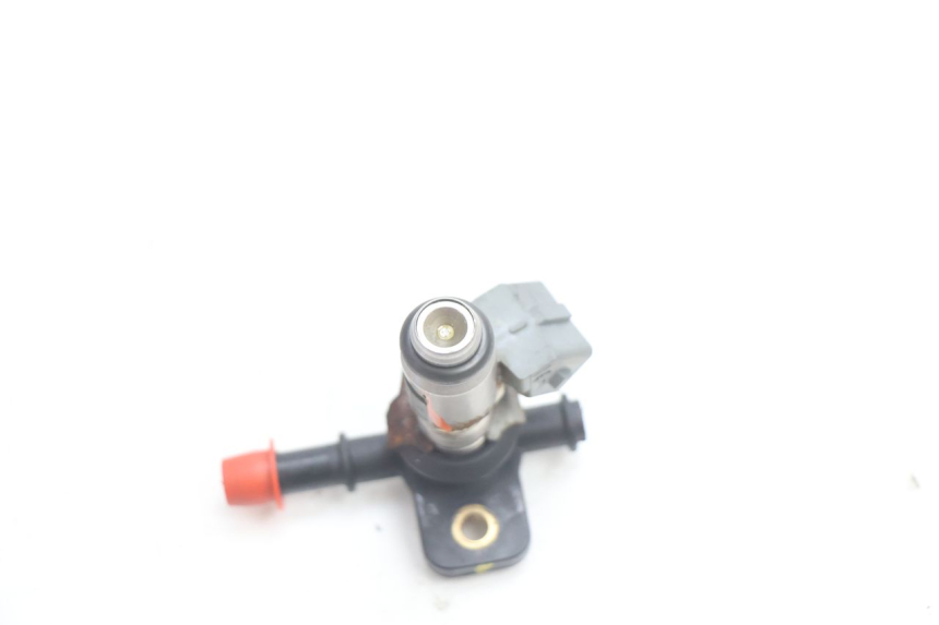 photo de EINSPRITZDüSE PIAGGIO MP3 LT 400 (2007 - 2012) - Technische Nahaufnahme