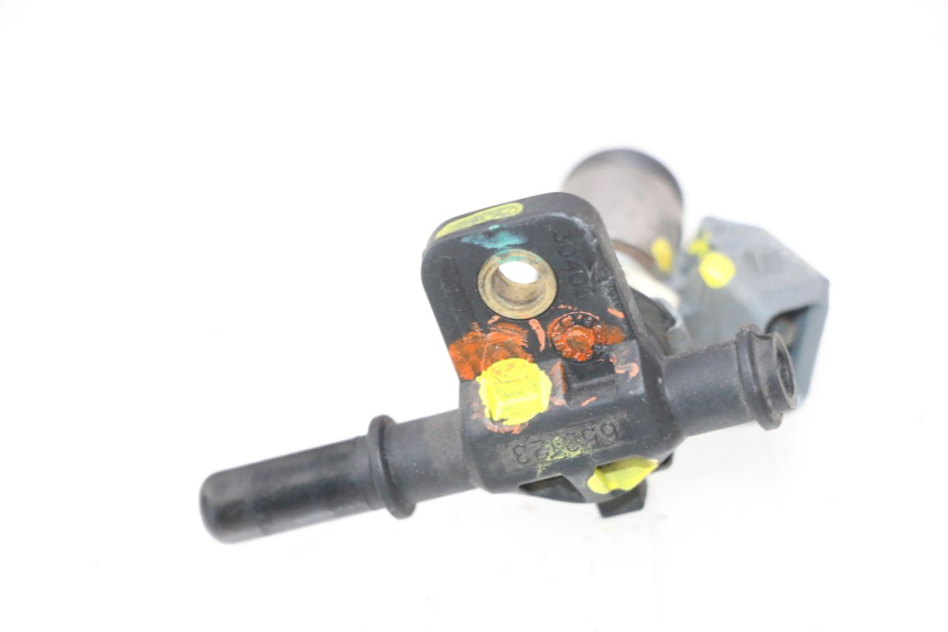 photo de EINSPRITZVENTILE PIAGGIO MP3 500 (2016 - 2018) - Oberflächenzustand und Material