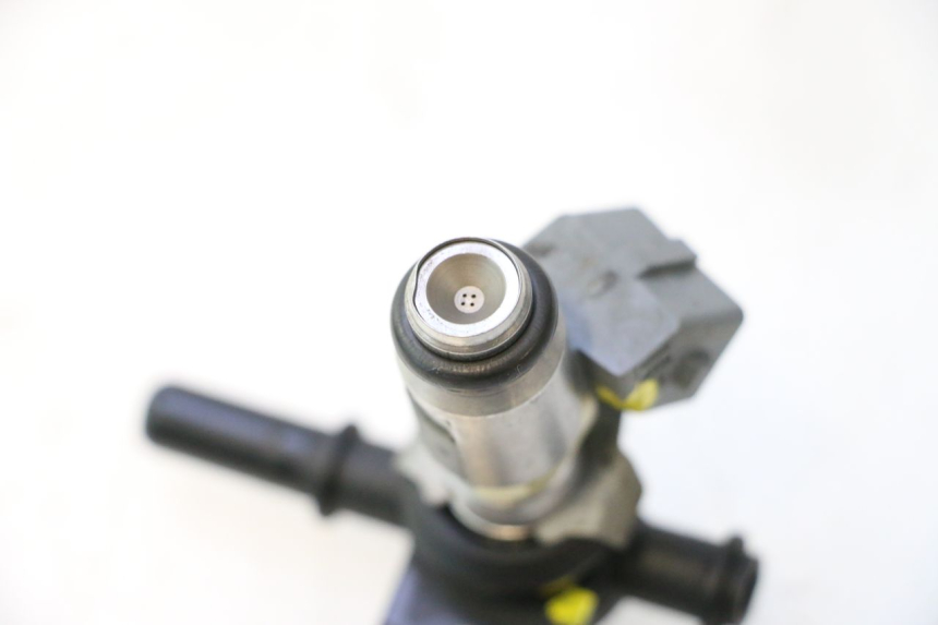 photo de EINSPRITZVENTILE PIAGGIO MP3 500 (2011 - 2015) - Alternative Perspektive